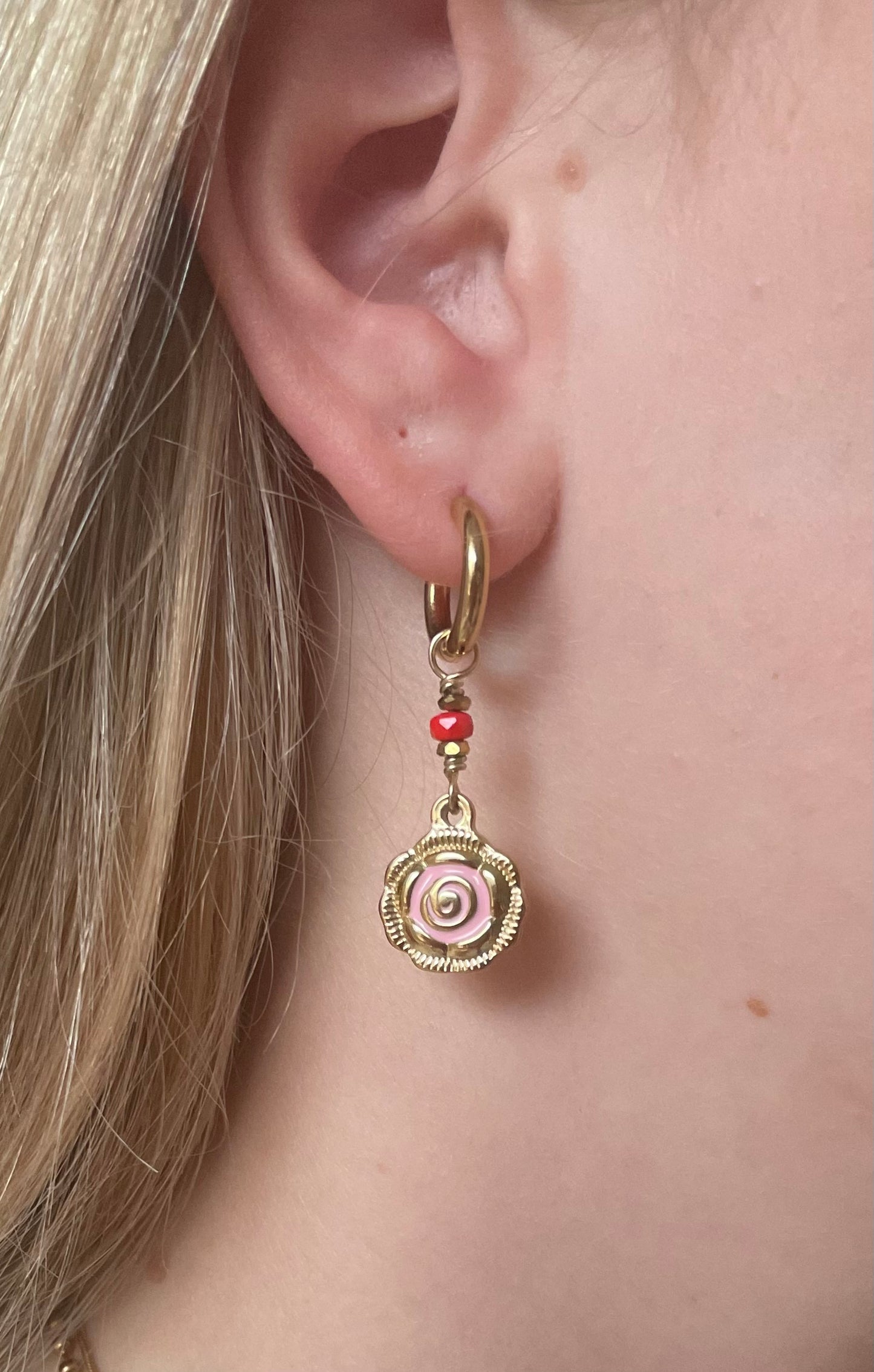 Glow rose earring pink