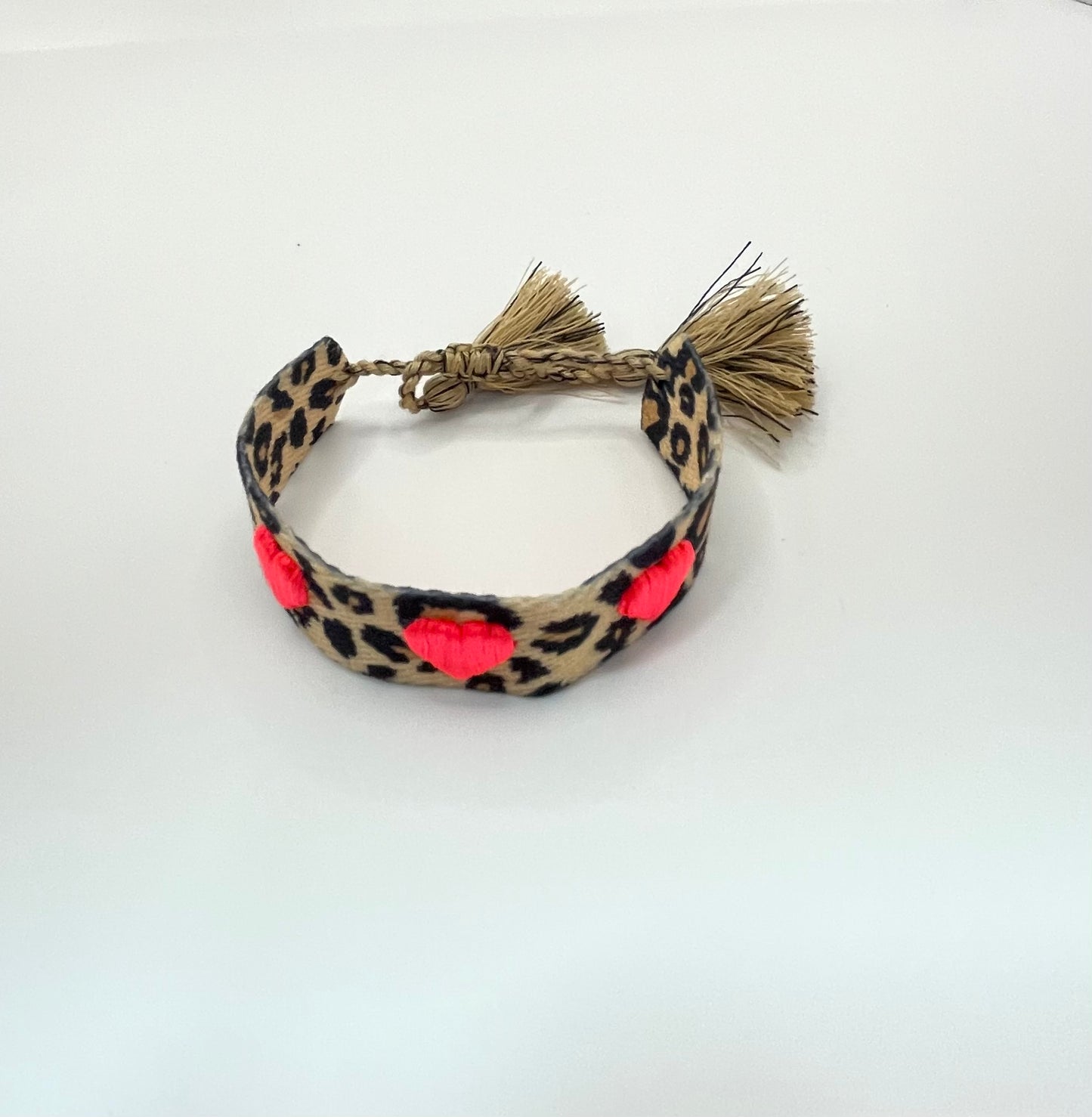 print/pink heart armband