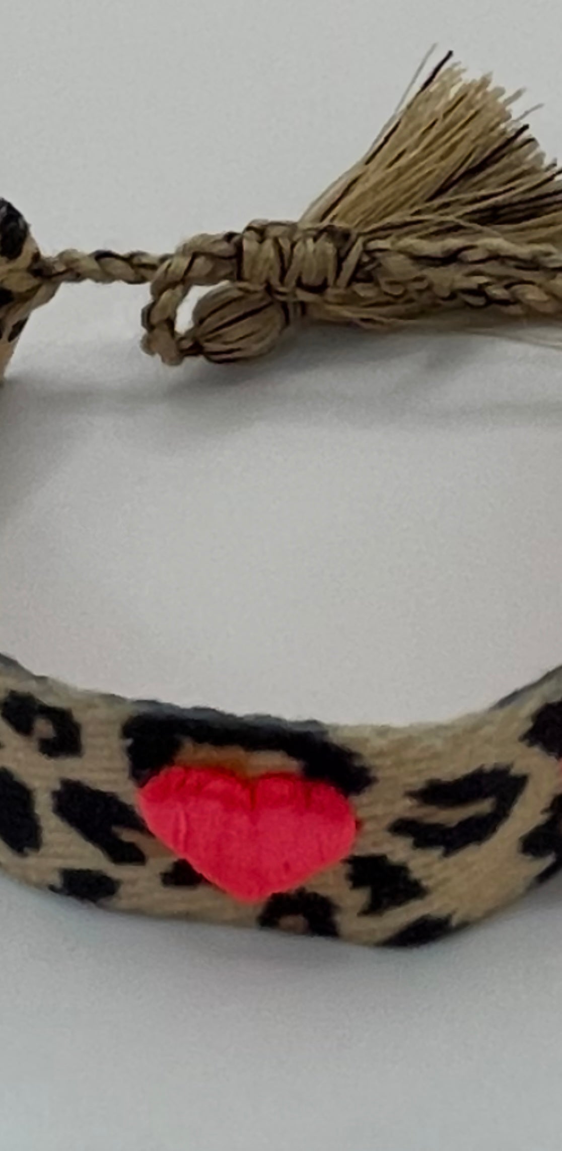 print/pink heart armband