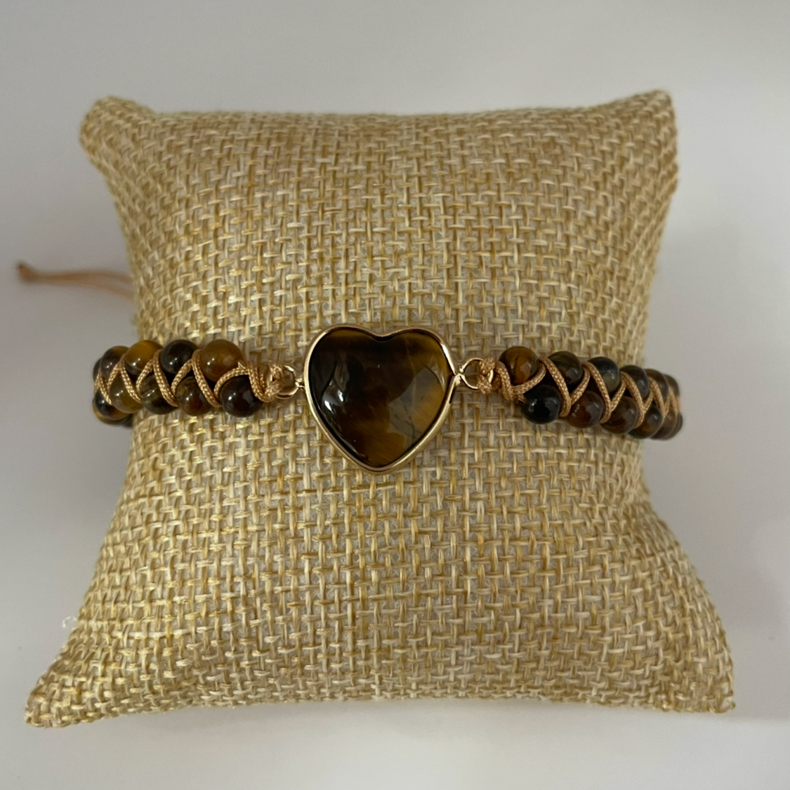 Handgemaakte armband verstelbaar kralen zijn voor en achterzijde zichtbaar