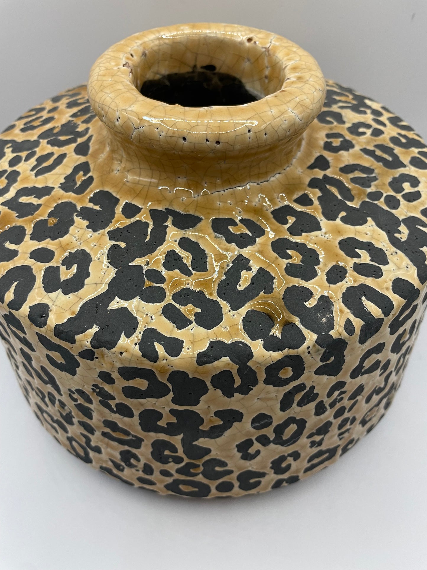 Aardewerk vaas panter 20 x15 cm