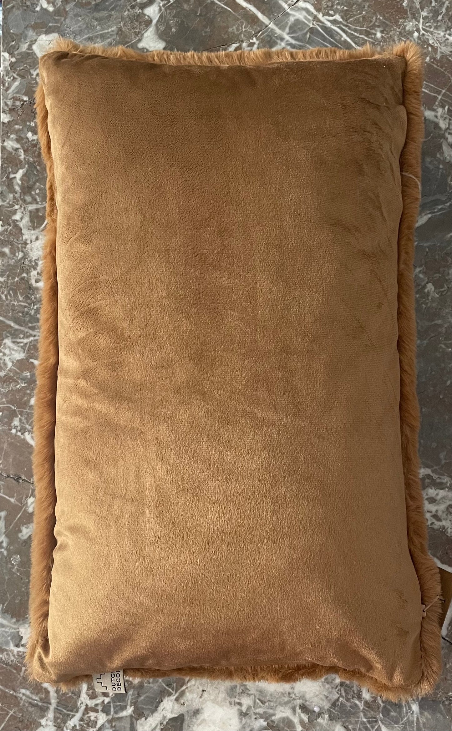 Dutch Decor sierkussen Zaya 30 x 50 bontlook Tabacco bruin incl. vulling 100% polyester