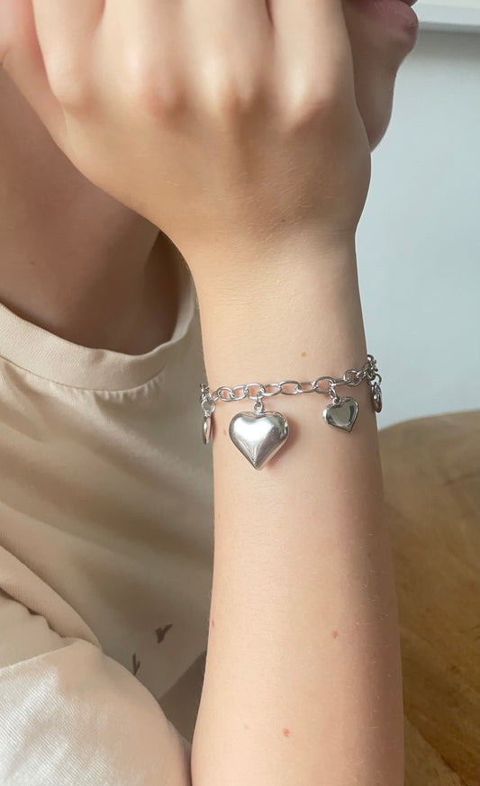 Endless love armband