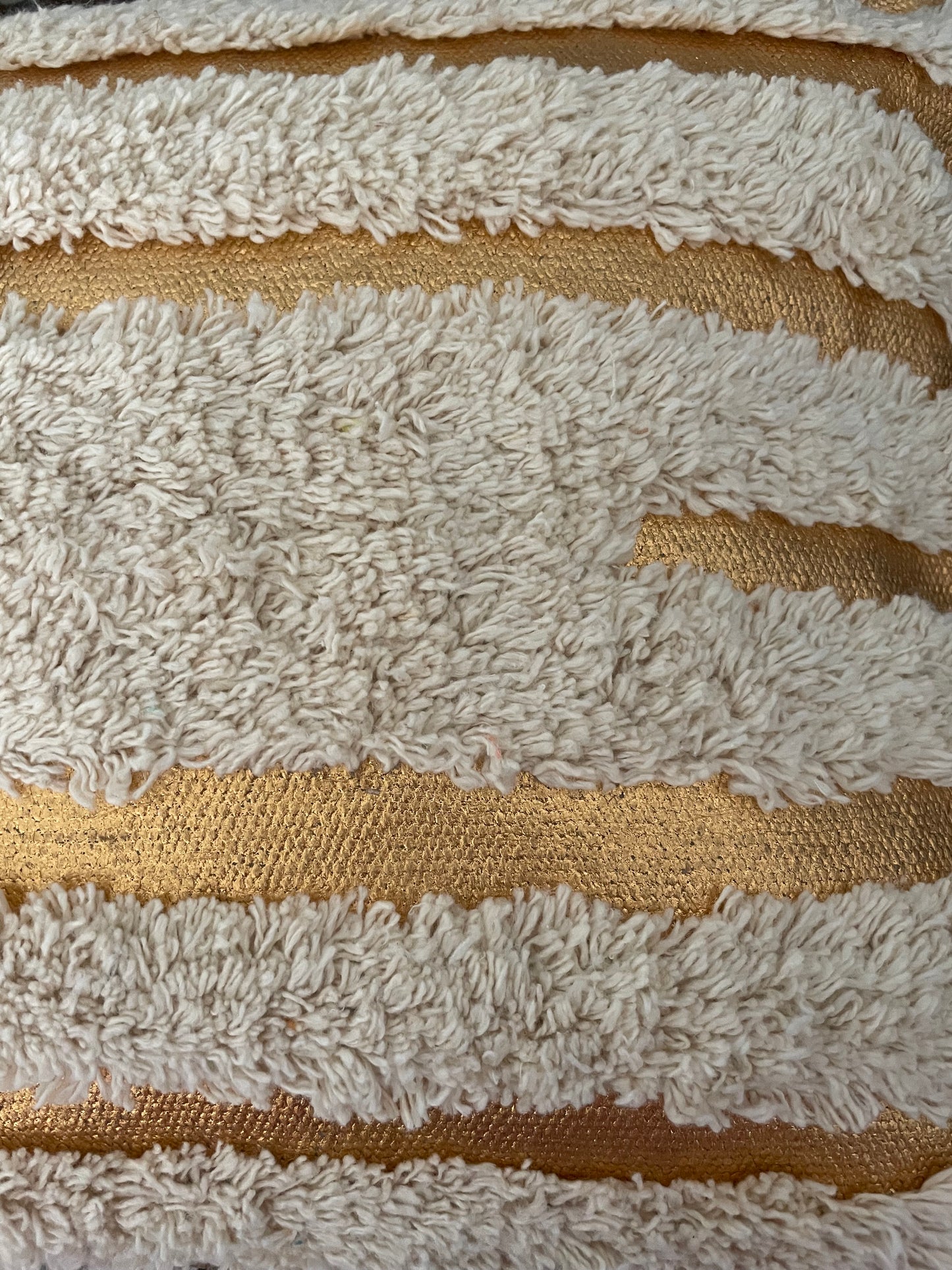 Dutch Decor sierkussen Jazz 100% katoen gouddetail incl. vulling 30 x 50