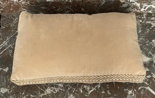 Dutch Decor sierkussen Manoe 30 x50 jute rand Semolina beige 90% katoen 10%jute incl. vulling