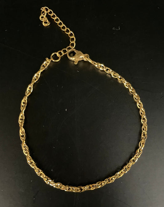 Armband goud 17,5 plus 5 cm schakeltjes om elkaar gedraaid