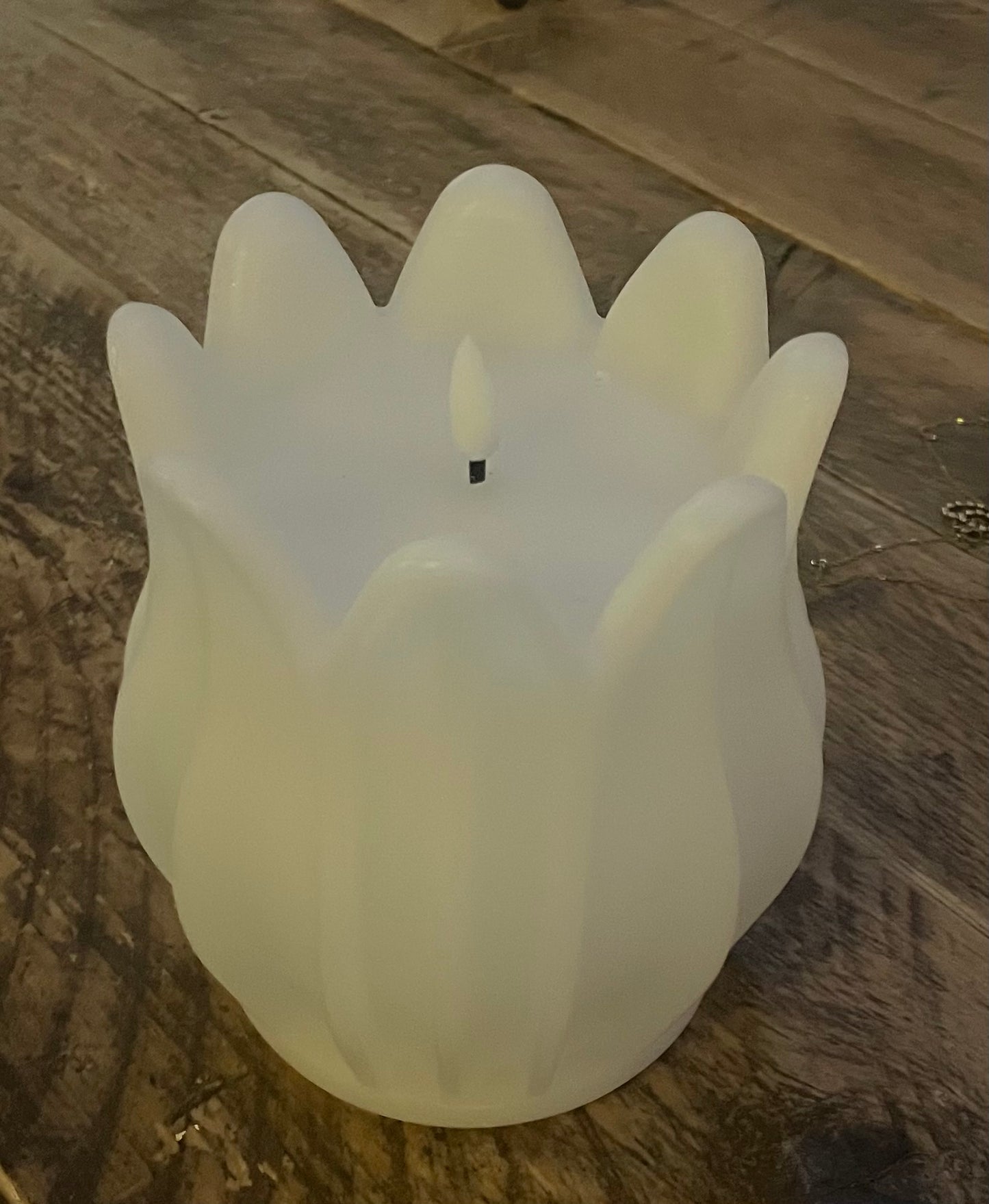 Kaars LED tulip creme 2x aa exl. 15 h x 12,5 b